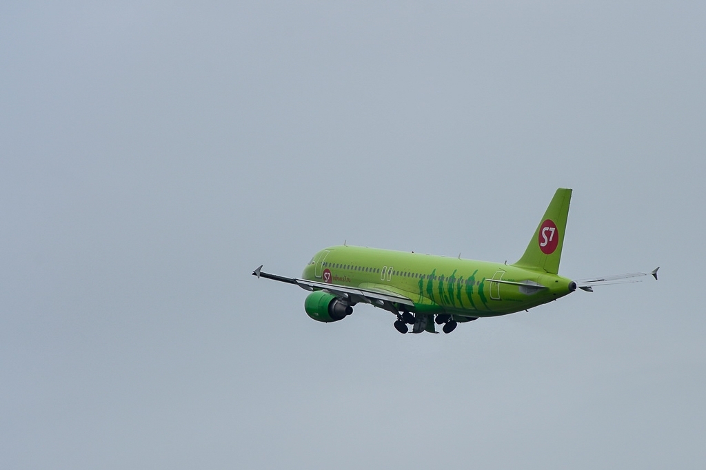 Самолет новосибирск якутия. S7 5201. Самолёт s7 Airlines в Иркутск. Самолёт s7 5201. Якутия s7.