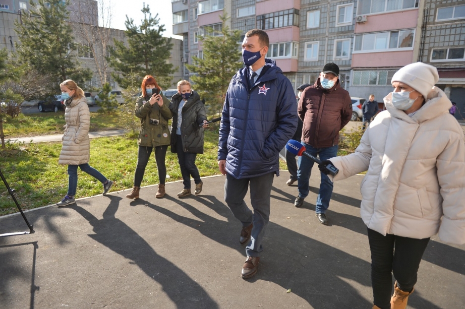 Дворы комсомольск на амуре. Благоустройство Хабаровск. Дворы Комсомольска.