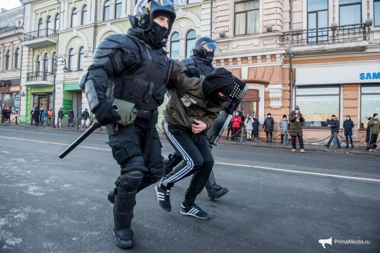 Владивостокское дело. Митинг Навального Владивосток. Владивосток митинг. 105 Лет октября во Владивостоке - митинг.