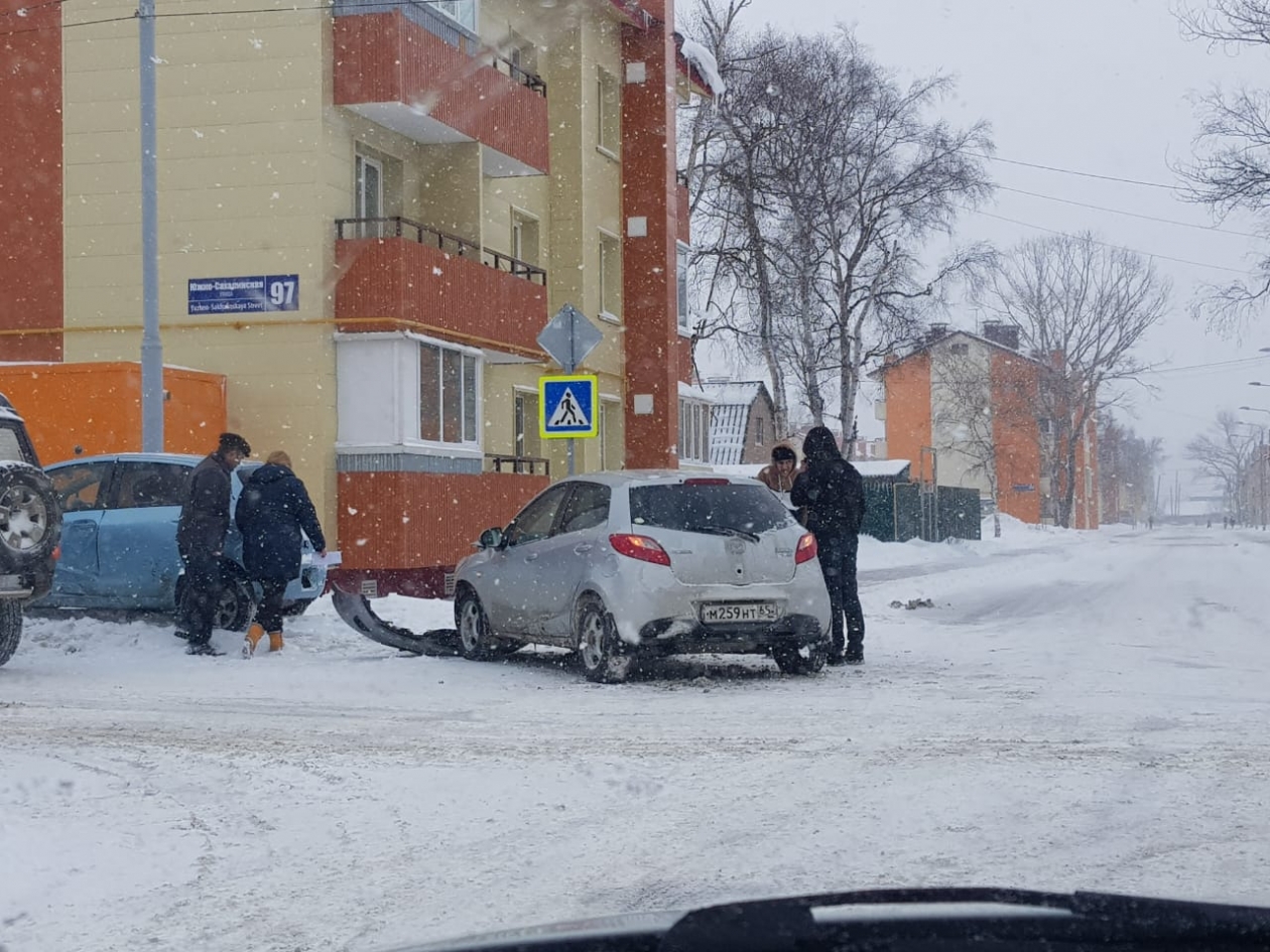 Сахком форум южно. Авария в Южном микрорайоне сегодня. Сахком последние новости Южно-Сахалинска происшествия.