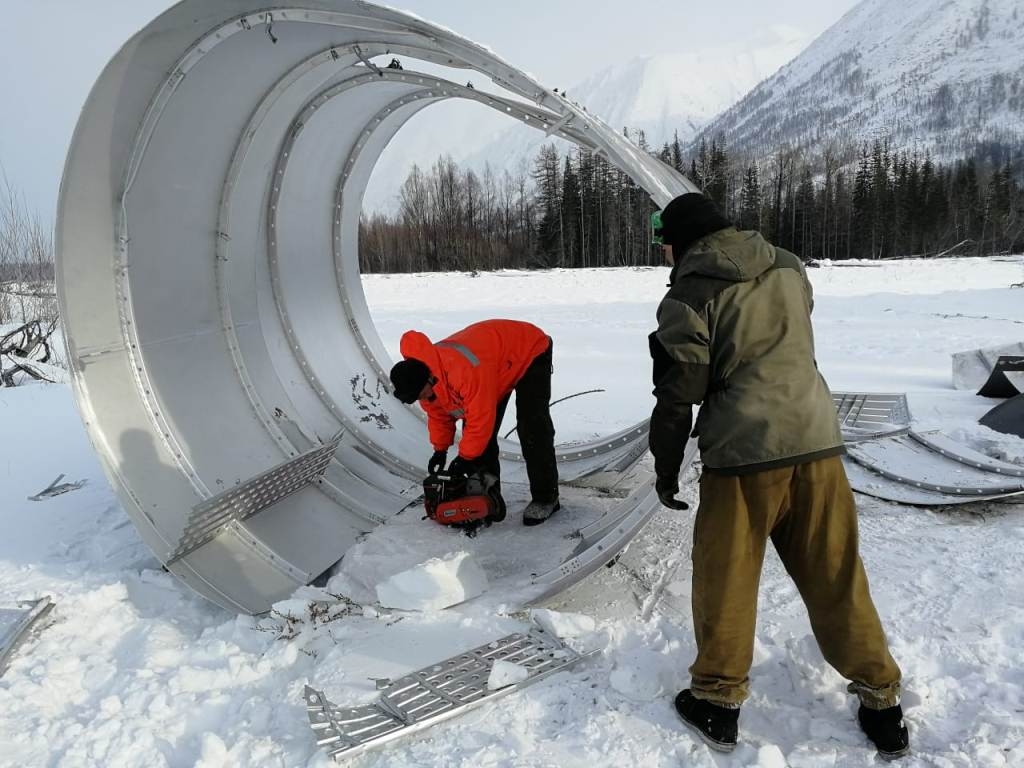 Якутия ракета. Роскосмос распилен. Ступени от ракет на Алтае. Спасение первой ступени ракеты.