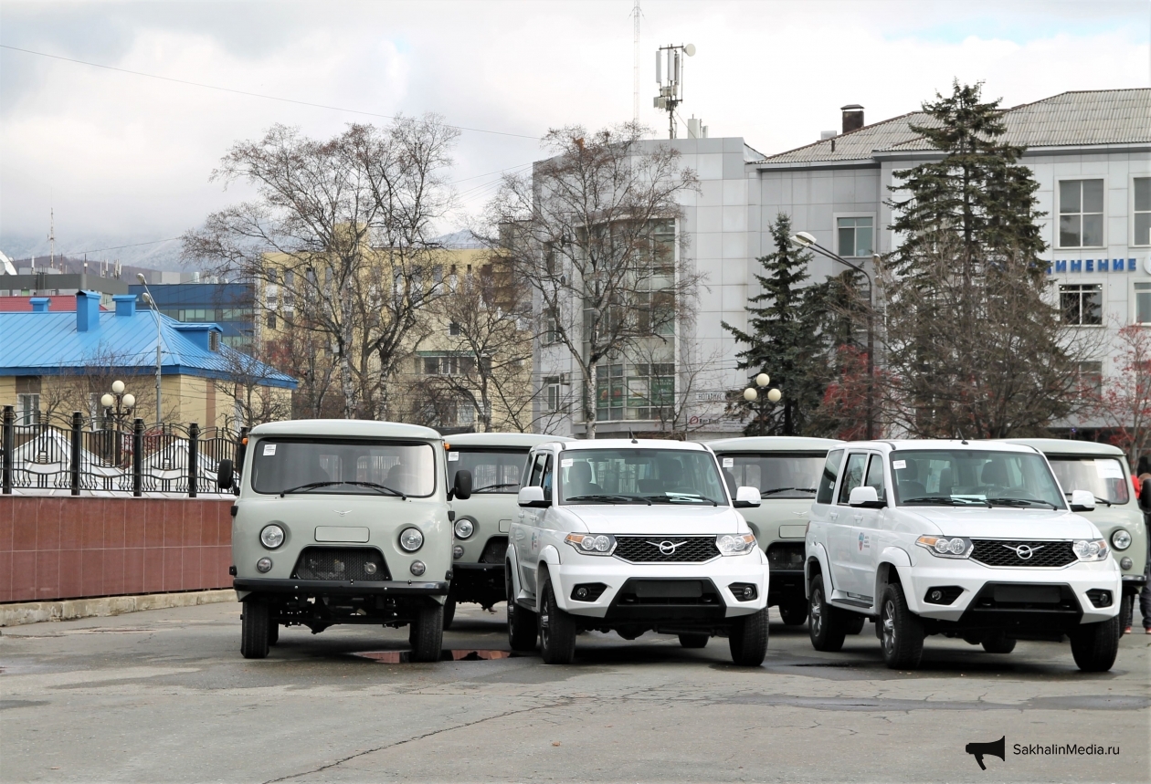 Днс углегорск сахалинская. Новые автомобили скорой помощи поставили в 13 районов Сахалина и курил.