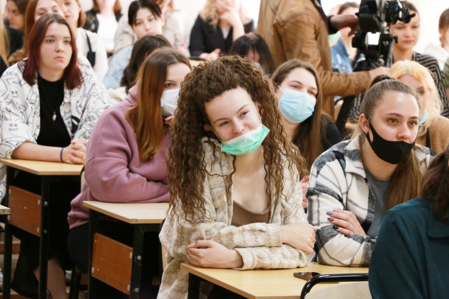 Общественная жизнь студентов. Фото молодежи и учебные заведения. Фото педколледжа Хабаровск. Студенты Хабаровск.