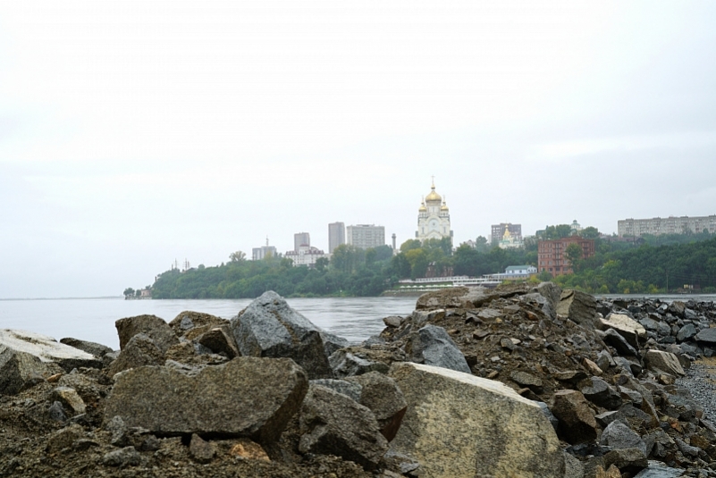 Хабаровск погода летом. Хабаровск пасмурно. Хабаровск климат. Ливень в Хабаровске. Хабаровск ветер.