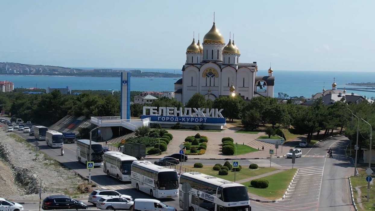 Анапа геленджик фото Дети освобожденных территорий Харьковской области направятся в Геленджик - Prima