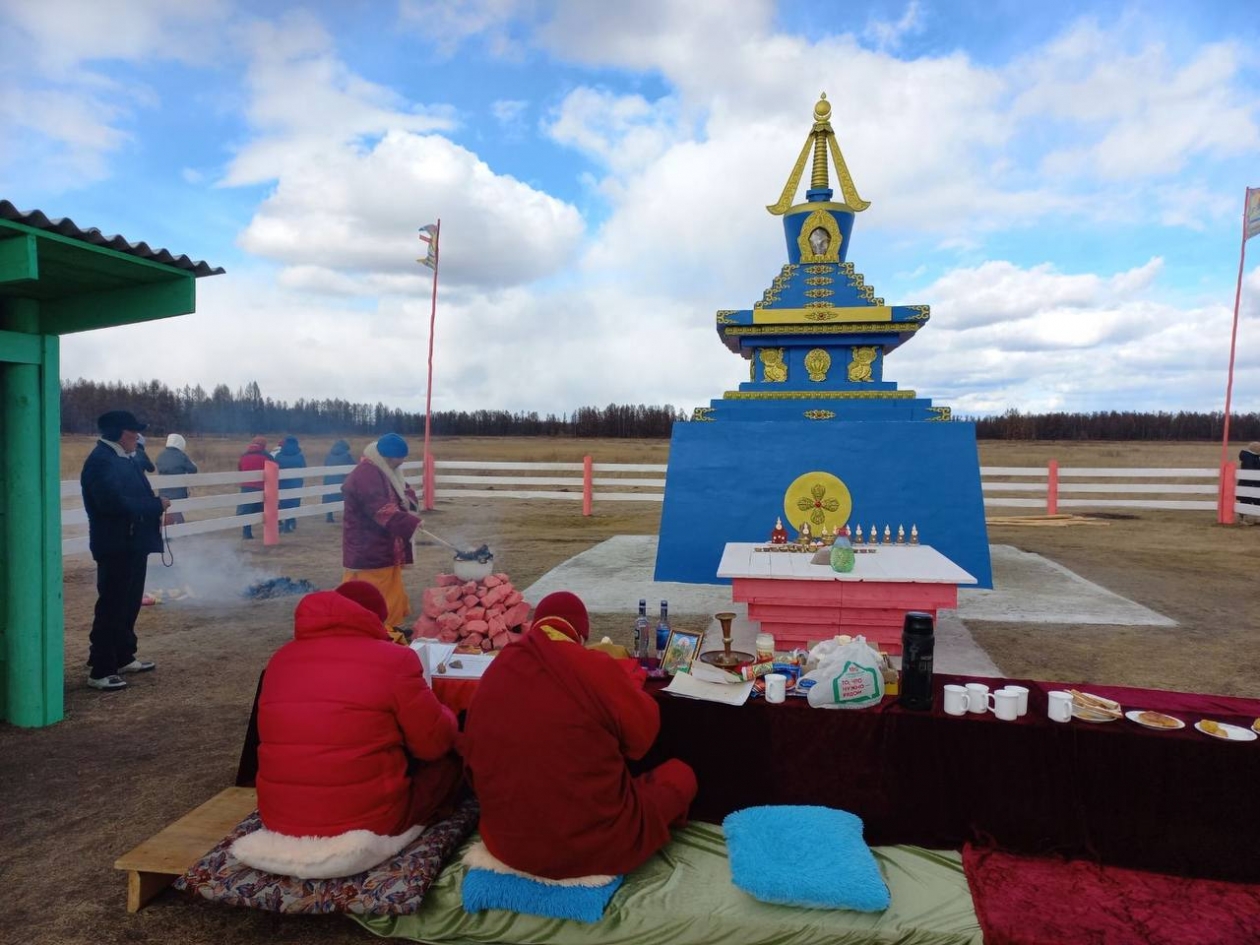 Погода в исинге. Субурган Бурятия. Будда медицины Бурятия.