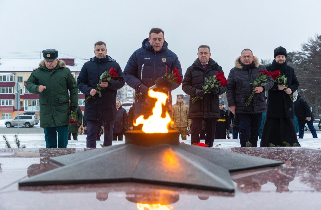 Вечный огонь Южно Сахалинск