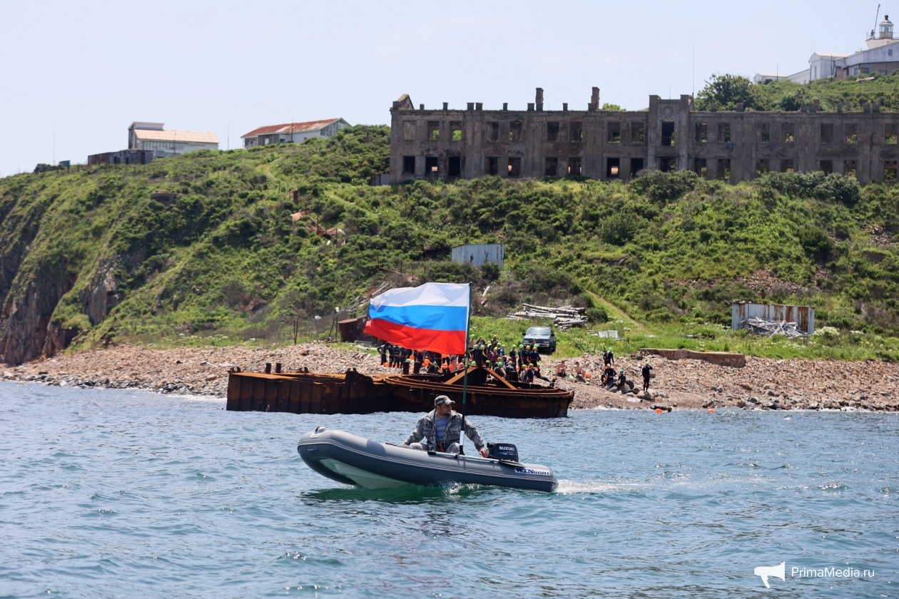 Босфор заплыв 2024. Остров Скрыплева. Босфор. Пролив Босфор Восточный. Босфор заплыв.