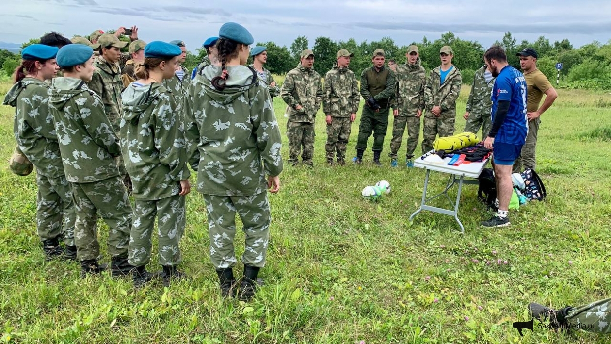 Участники военных игр. Военно-тактические игры. Военно-тактические игры для детей. КМБ Казахстан. Военно тактическая игра победа.