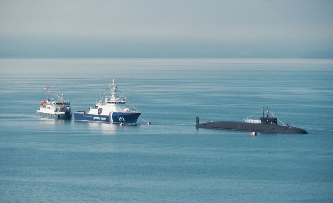 Парад Петропавловск Камчатский 2023. День ВМФ Камчатка. Парад кораблей. Корабль Камчатка.